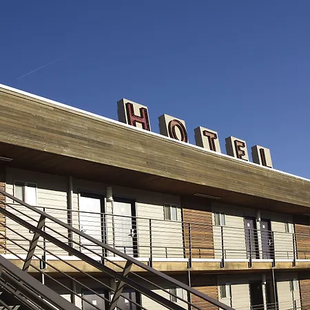 Aladdin Inn And Suites-3