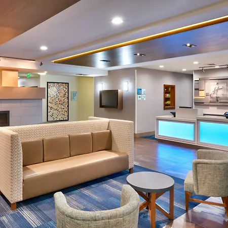 Holiday Inn Express & Suites Orem-North Provo-2