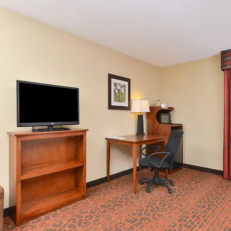 Hampton Inn Muscatine-3