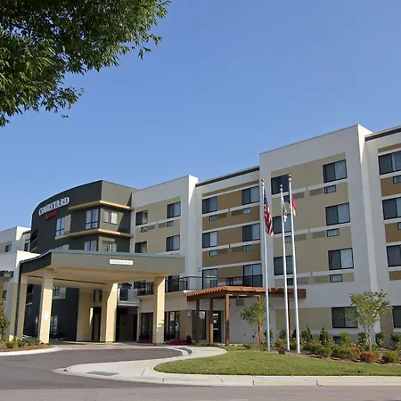 Courtyard By Marriott Raleigh North-3