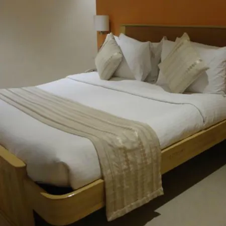 Hotel Suncity Apollo - Gateway Of India-2