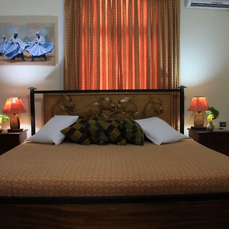 Coconut Grove Regency Hotel-3