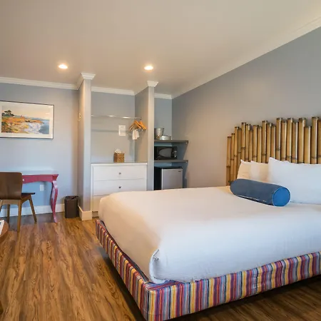Beach Street Inn And Suites-2
