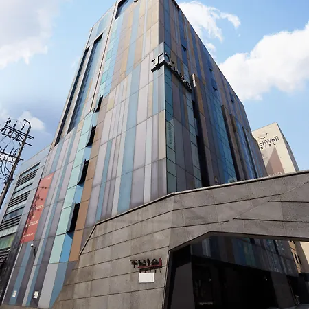 Tria Business & Boutique Hotel-3