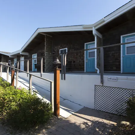 Driftwood Resort On The Ocean-3