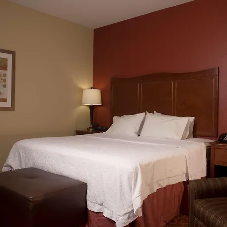 Hampton Inn Tomah-2