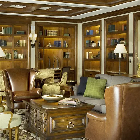 Legendary Lodging At The Ritz-2