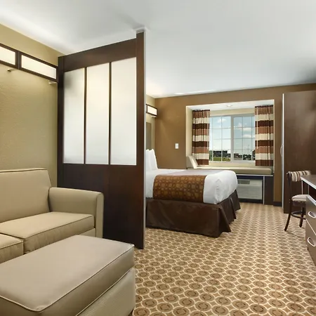 Microtel Inn & Suites By Wyndham Dickinson-3