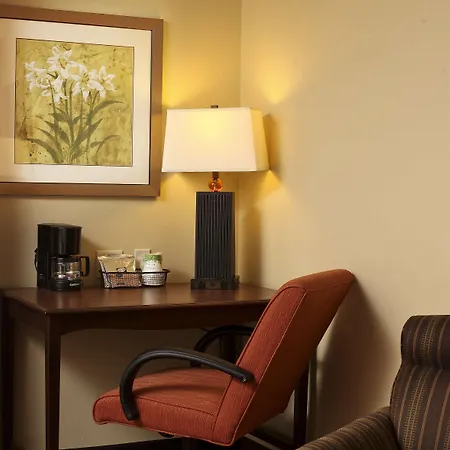 Hampton Inn & Suites Fargo Medical Center-2