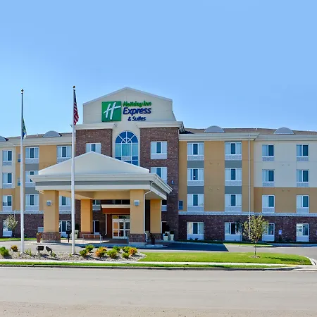 Holiday Inn Express & Suites - Williston By Ihg-2