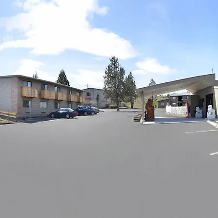 Econo Lodge Inn & Suites Madras-3