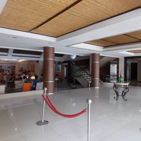 Circle Inn Hotel And Suites Bacolod-2