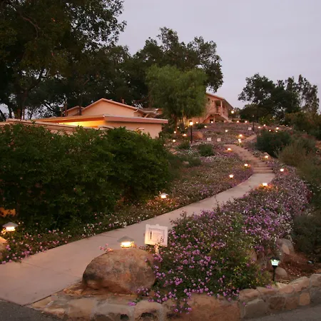 Ojai Retreat & Inn-3