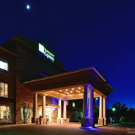 Holiday Inn Express & Suites Fredericksburg By Ihg-3