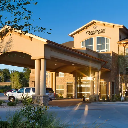 Clubhouse Hotel And Suites-3