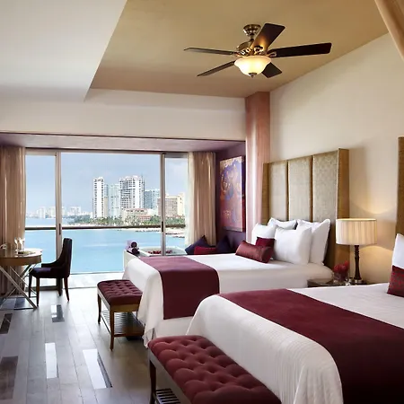 Secrets Vallarta Bay Resort & Spa - Adults Only-3