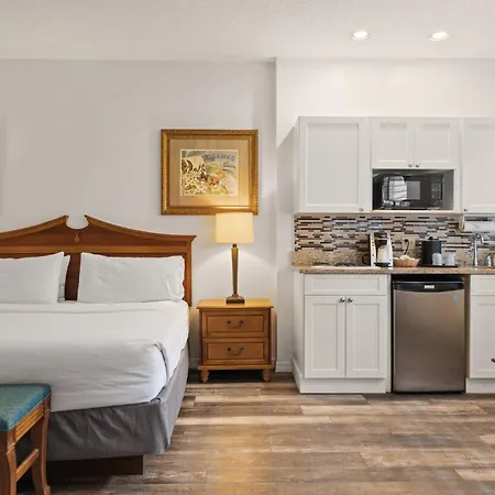 Holiday Inn & Suites Clearwater Beach S-Harbourside-3