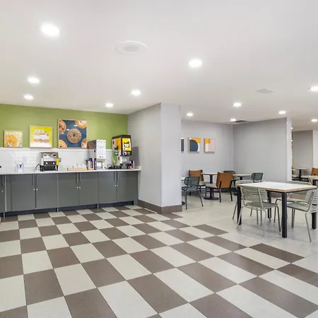 Spark By Hilton Kannapolis-2