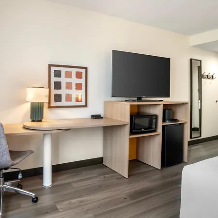 Spark By Hilton Kannapolis-3