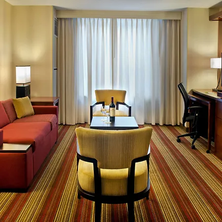 Courtyard By Marriott Washington, D.C./Foggy Bottom-3