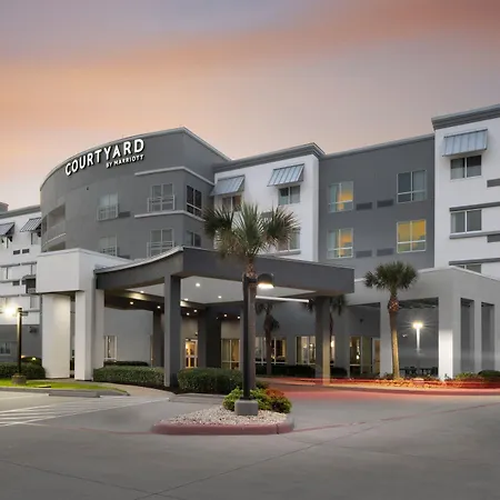 Courtyard By Marriott Galveston Island-3