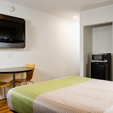 Motel 6-Modesto, Ca - Downtown-3