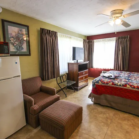 Oceans Beach Resort & Suites-3