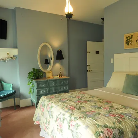 Prairie Guest House-2