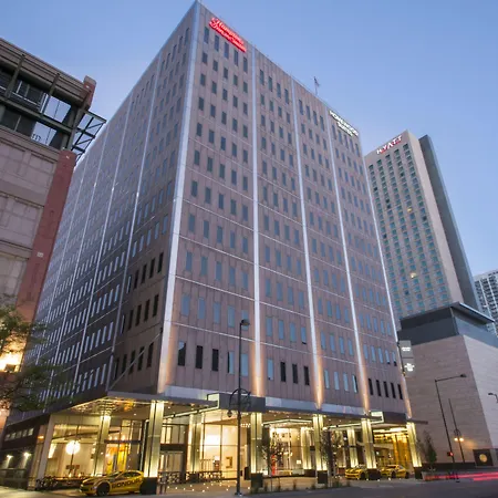 Hampton Inn & Suites Denver Downtown Convention Center-2