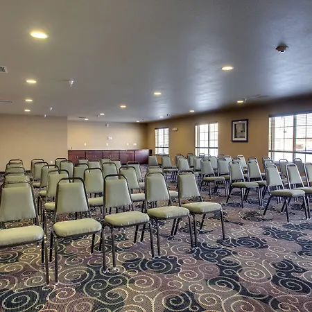 Cobblestone Inn & Suites - Bottineau-2
