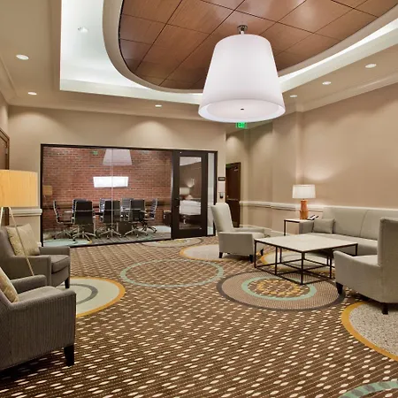 Hampton Inn & Suites Chapel Hill/Carrboro-2