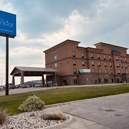 Legend Hotel Minot-2