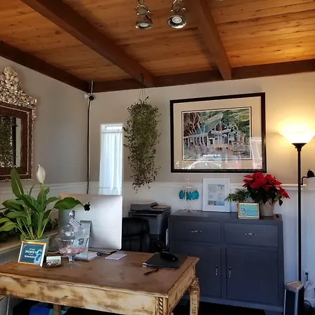 Pleasant Inn-2