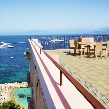 Capri Inn-3