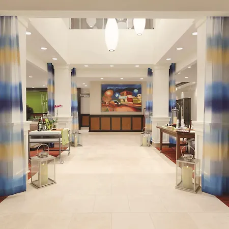 Hilton Garden Inn Falls Church-2