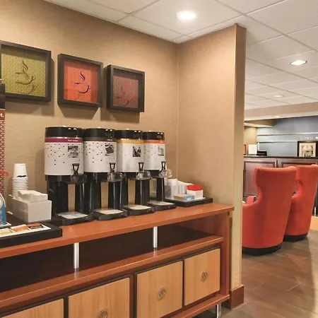 Hampton Inn & Suites Bradenton-3
