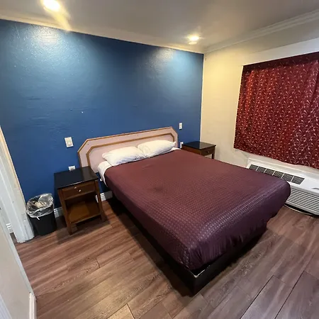 Harris Motel-3
