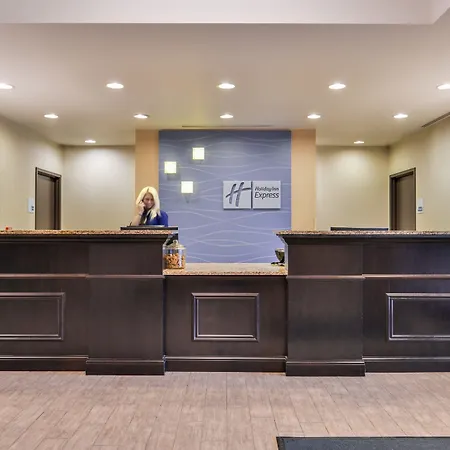 Holiday Inn Express & Suites Emporia Northwest By Ihg-3