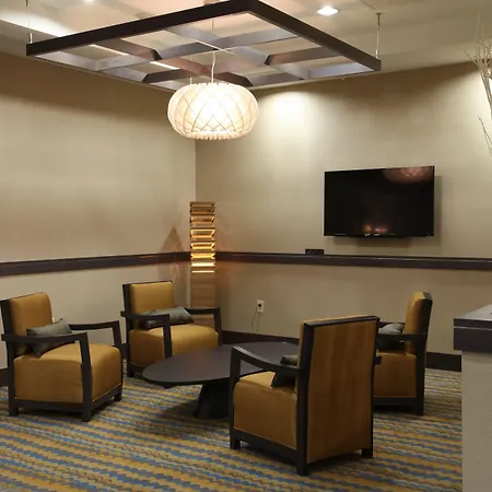 Holiday Inn Express Hotel & Suites Goldsboro - Base Area By Ihg-2