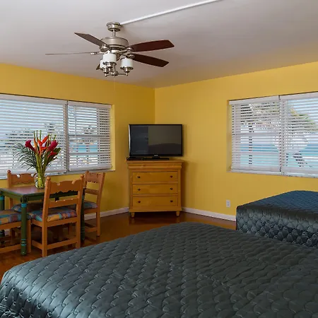 Riptide Oceanfront Hotel-2