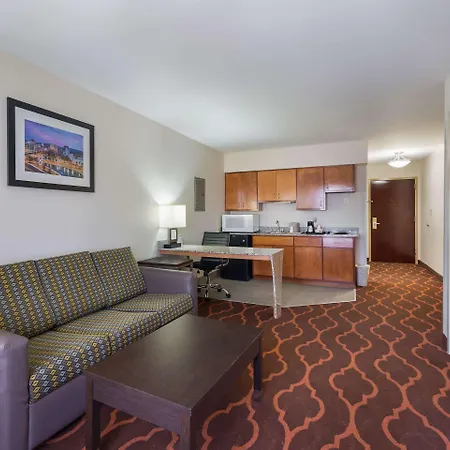 Quality Inn & Suites Huntsville Research Park Area-3