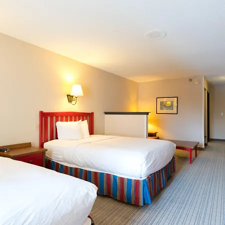 Wildwood Lodge & Suites-3