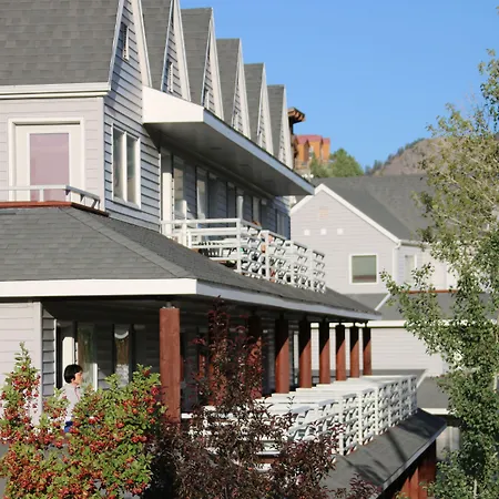 Absaroka Lodge-2