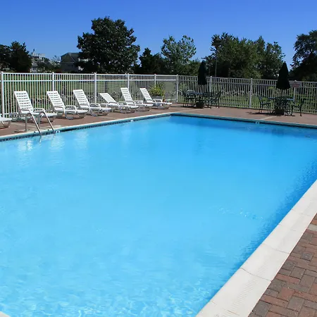 Winnapaug Inn-3