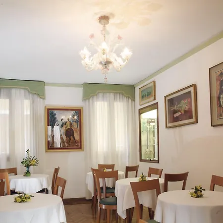 Hotel Serenissima-3