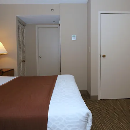 Best Western La Plata Inn-3