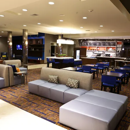 Courtyard By Marriott Battle Creek-3