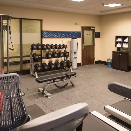 Hampton Inn & Suites Gulfport-3