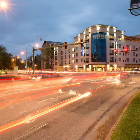 Bluemont Hotel-2