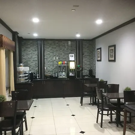 Muskogee Inn And Suites-3